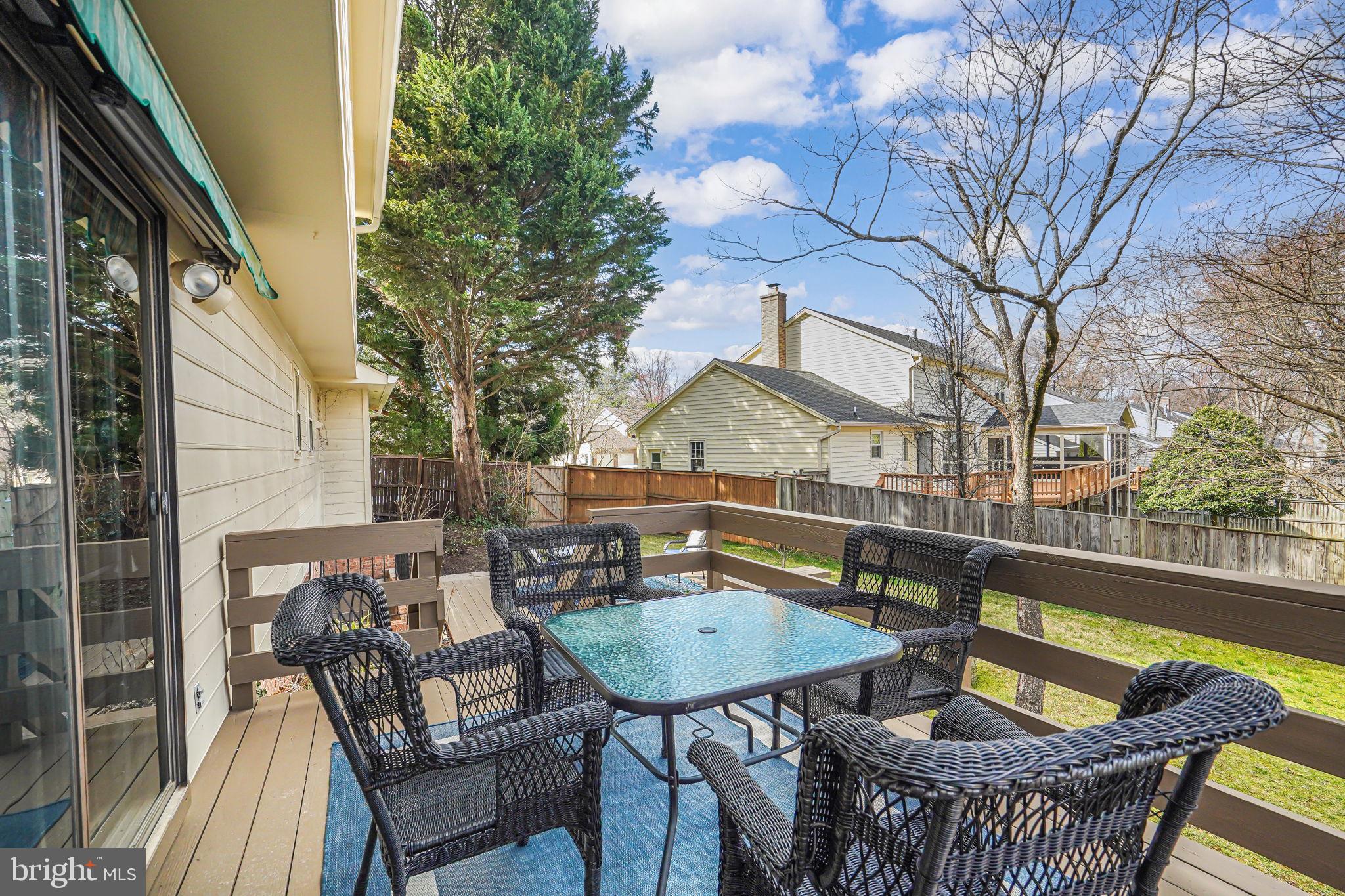 4602 Tiffin Pl