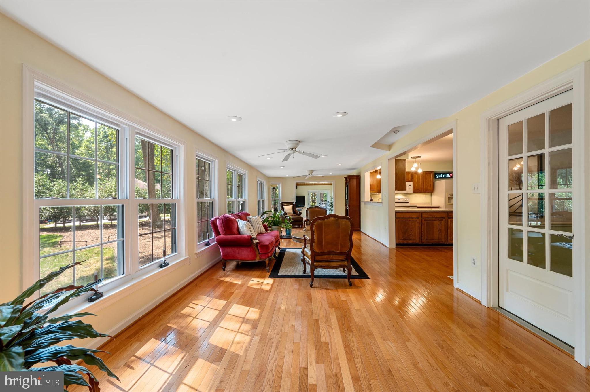 11541 Clara Barton Dr