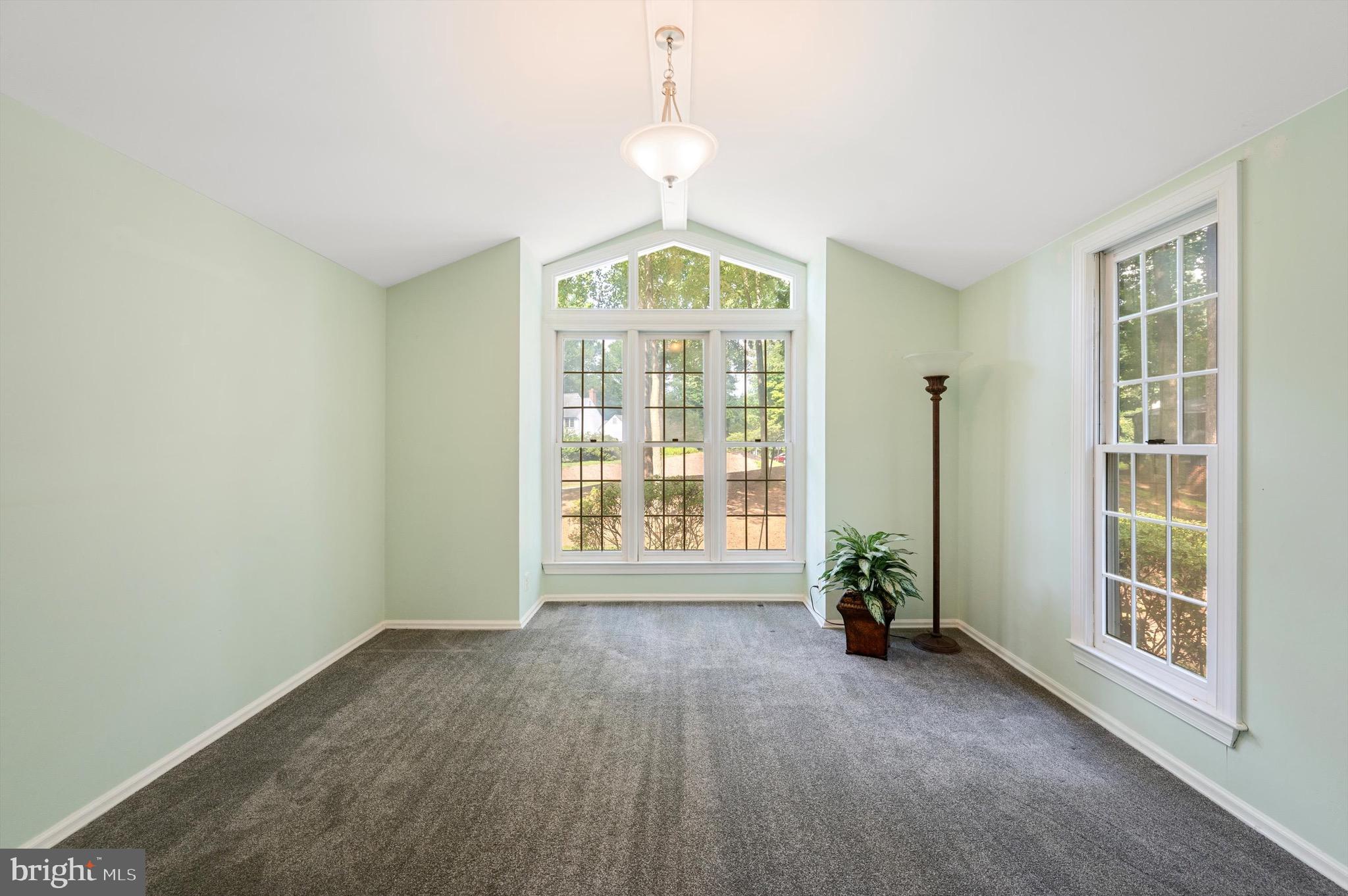 11541 Clara Barton Dr