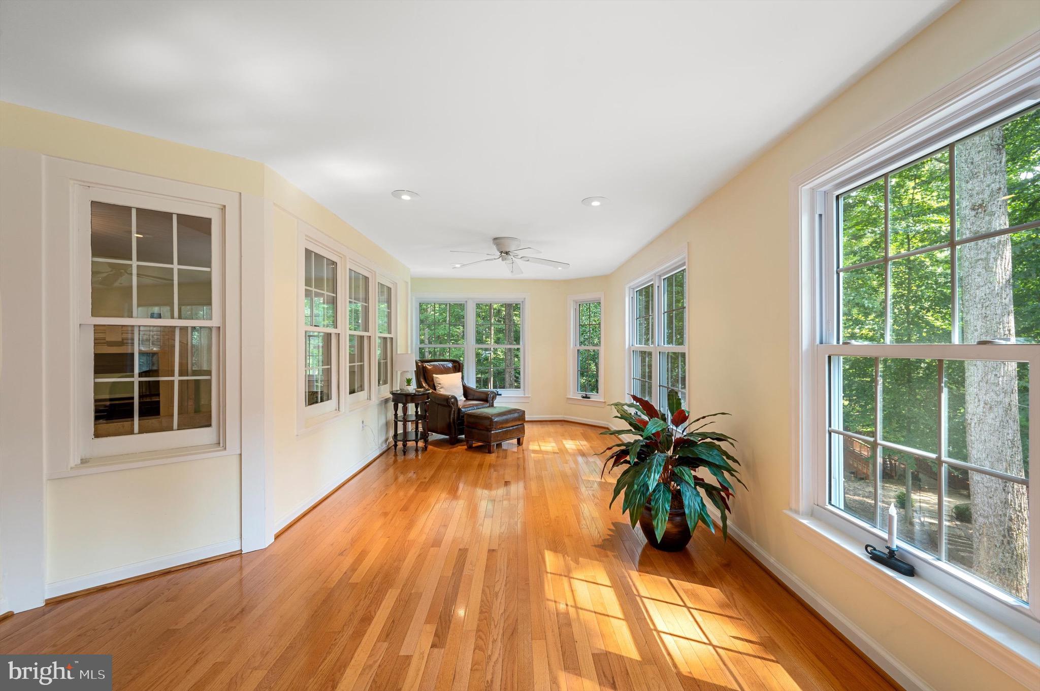 11541 Clara Barton Dr