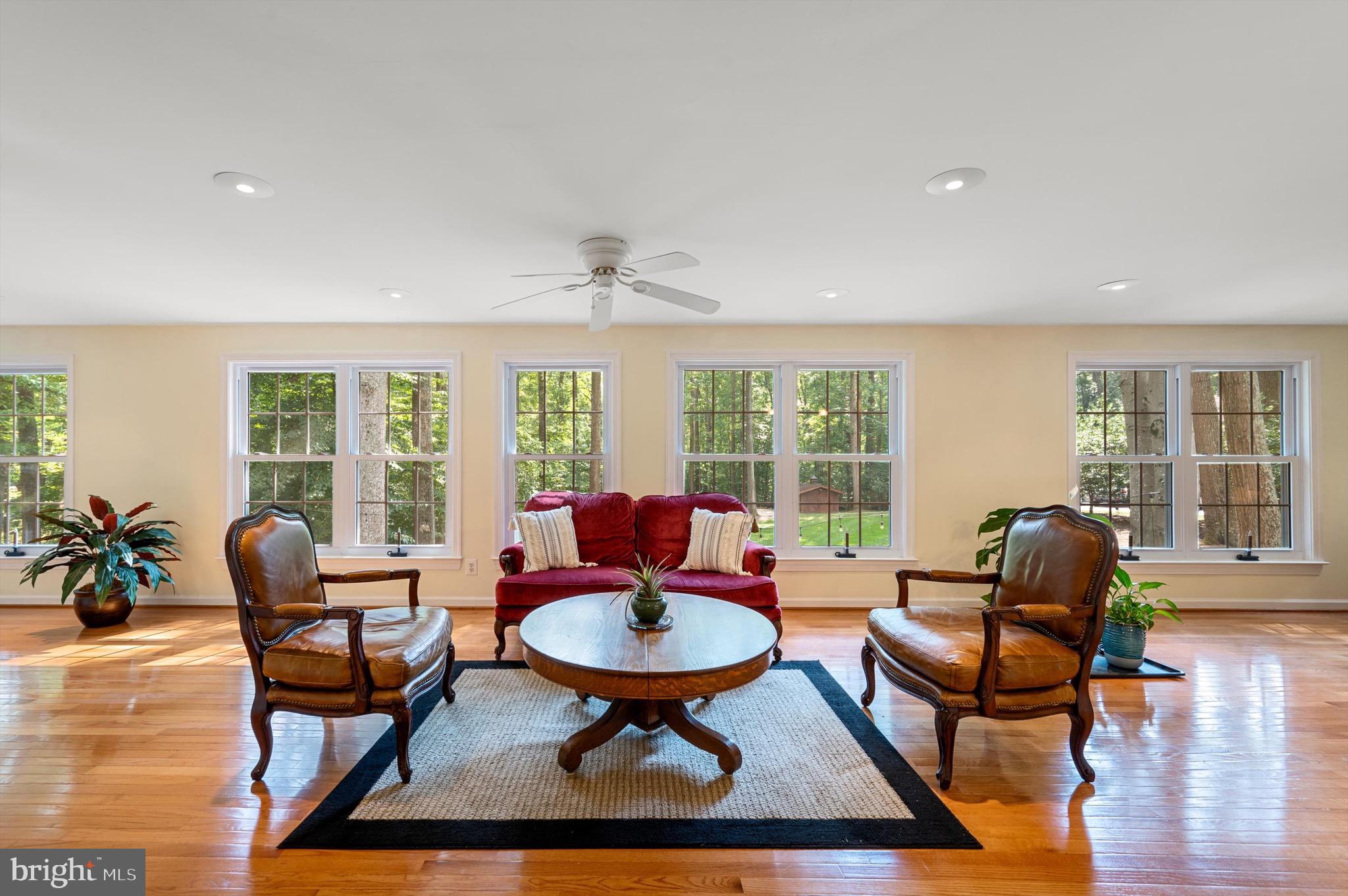 11541 Clara Barton Dr