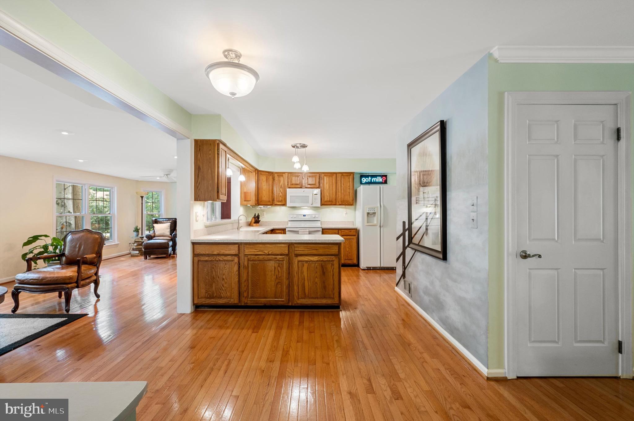 11541 Clara Barton Dr