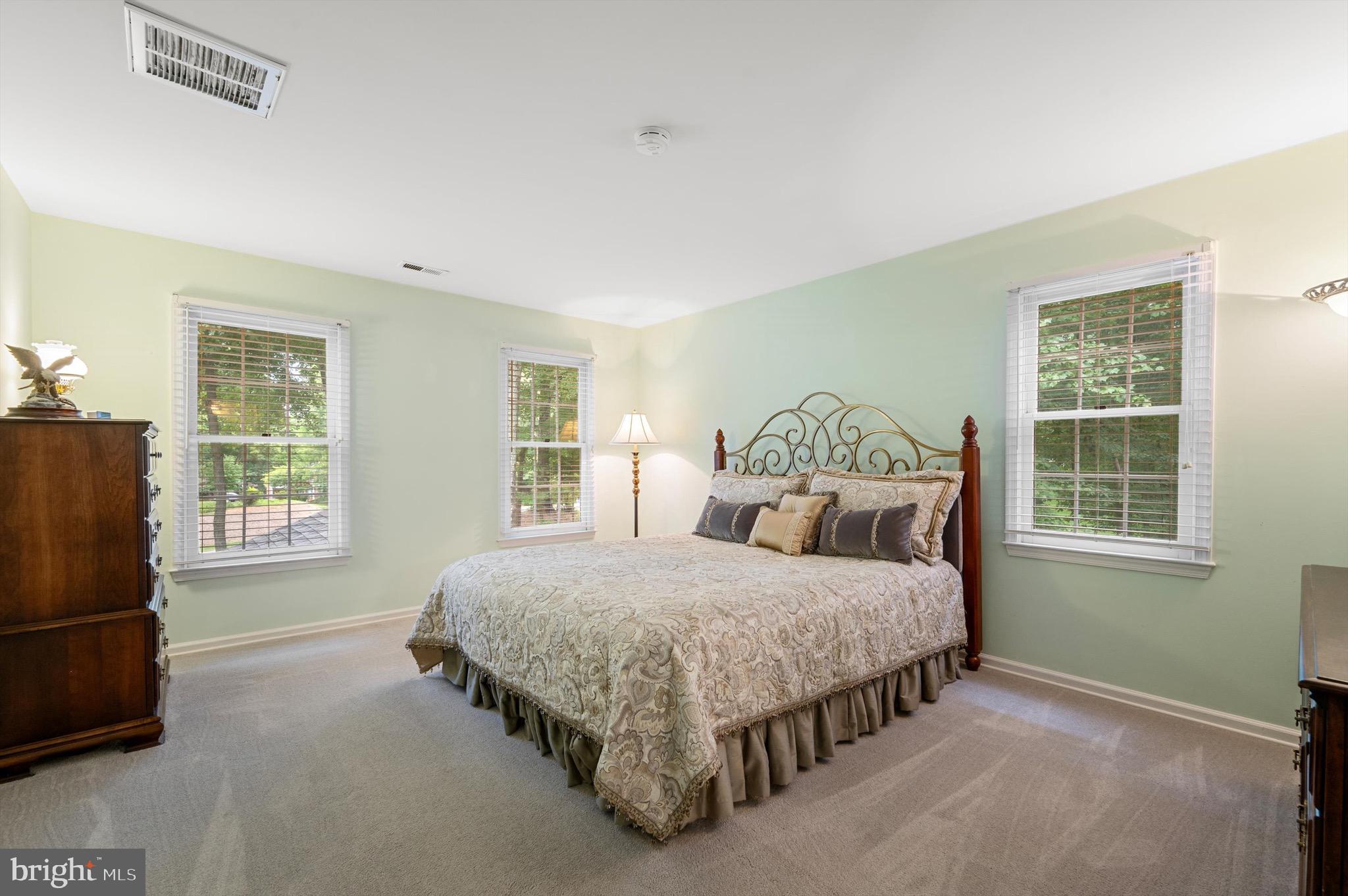 11541 Clara Barton Dr