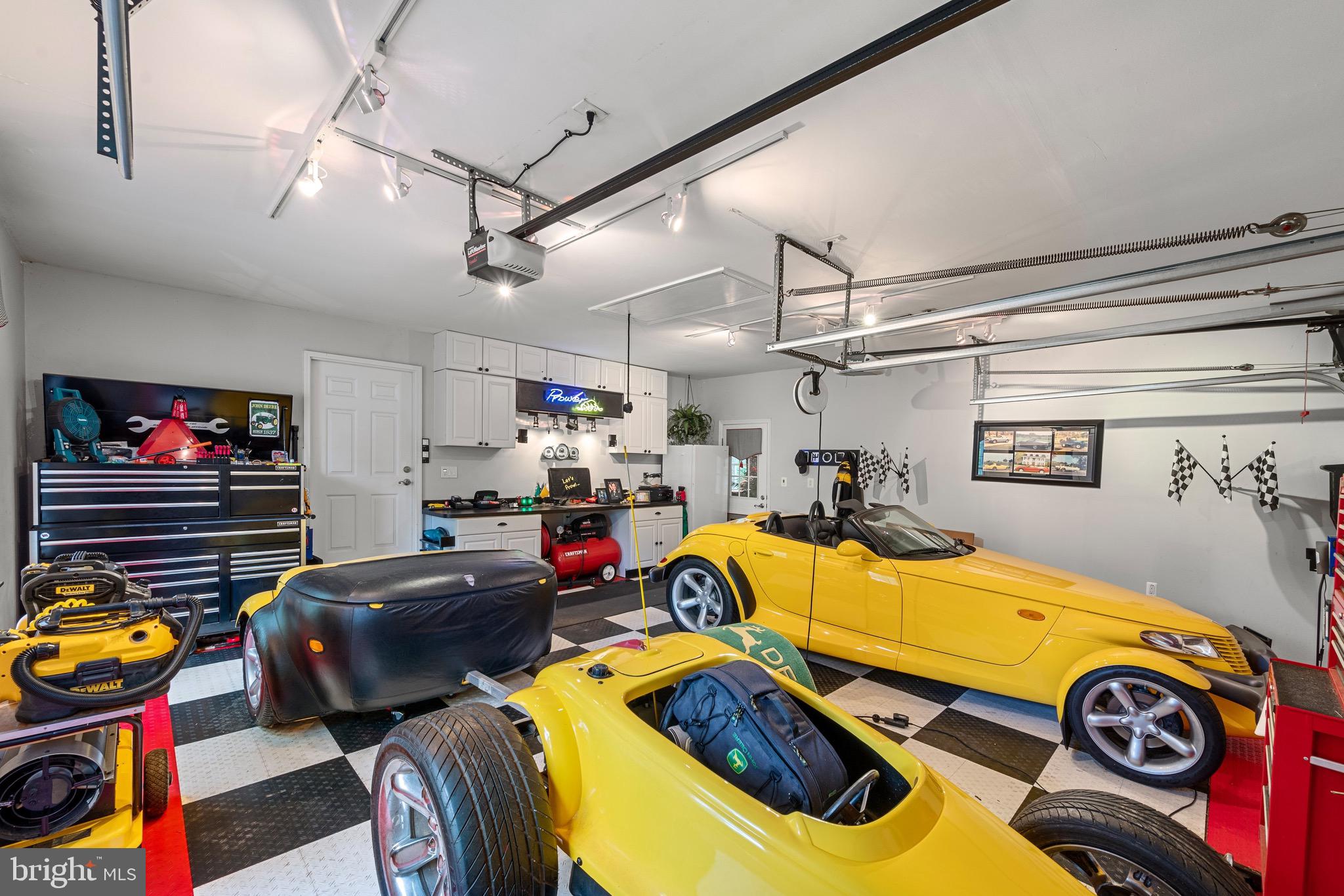 11541 Clara Barton Dr