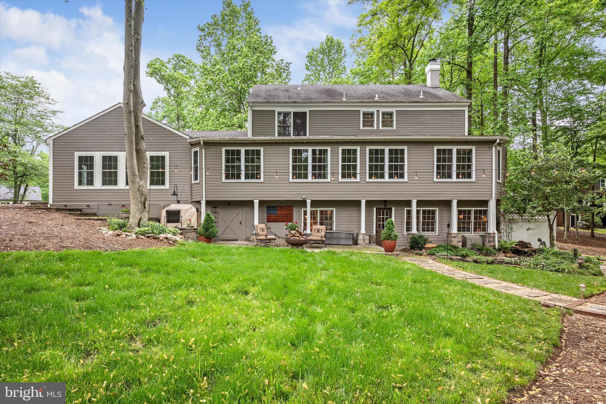 11541 Clara Barton Dr