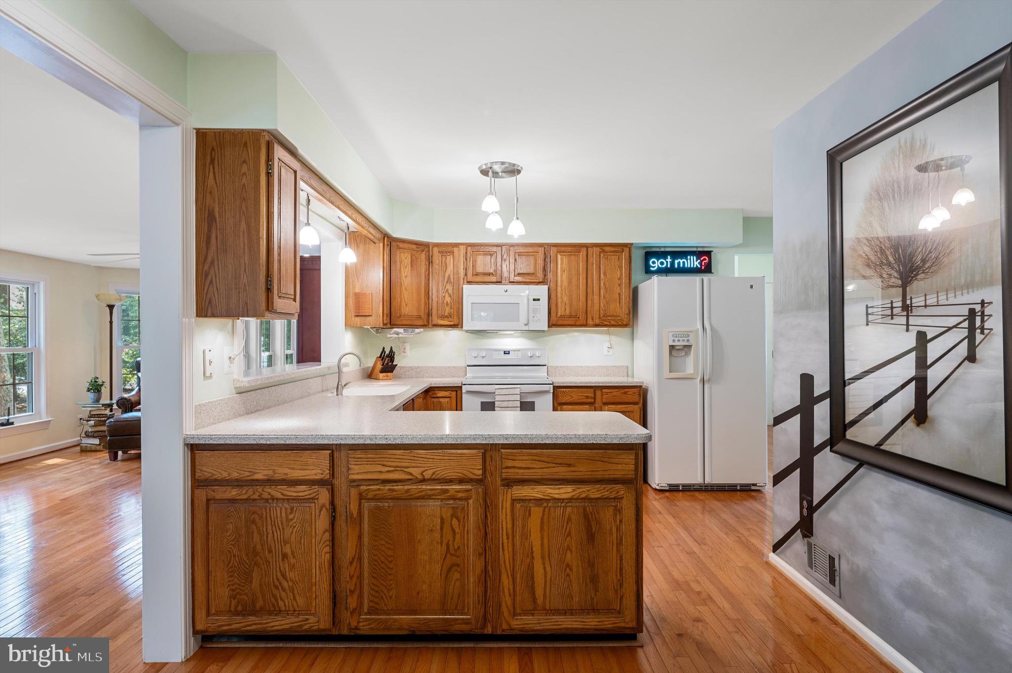 11541 Clara Barton Dr