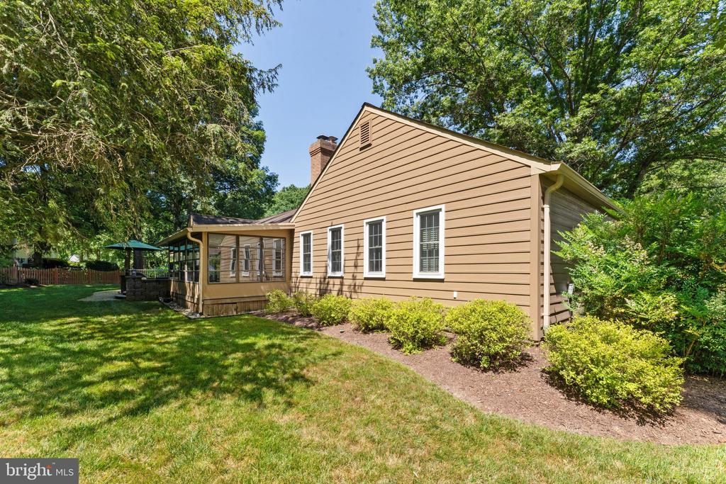 10835 Oakcrest Ct