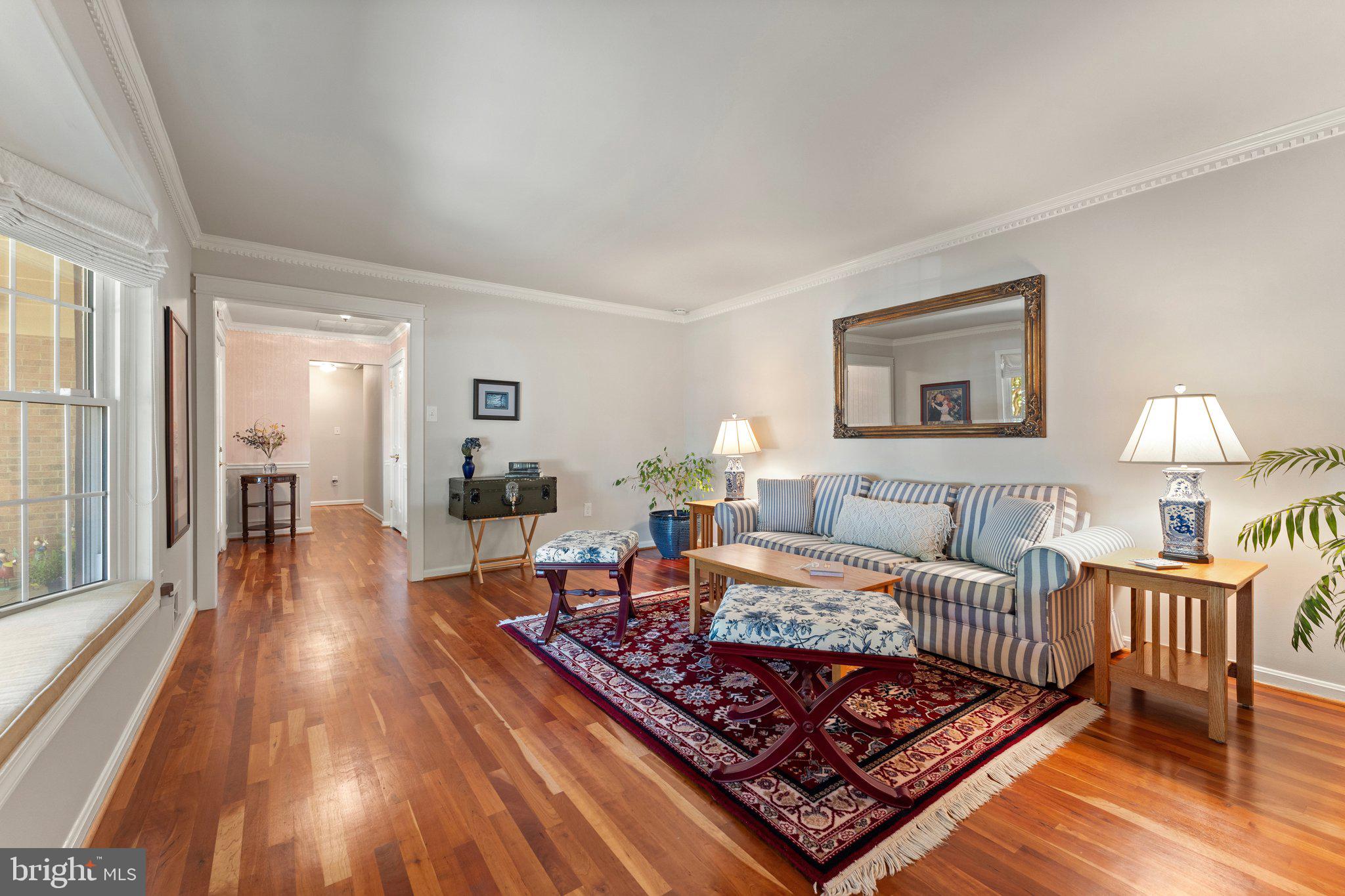 10835 Oakcrest Ct