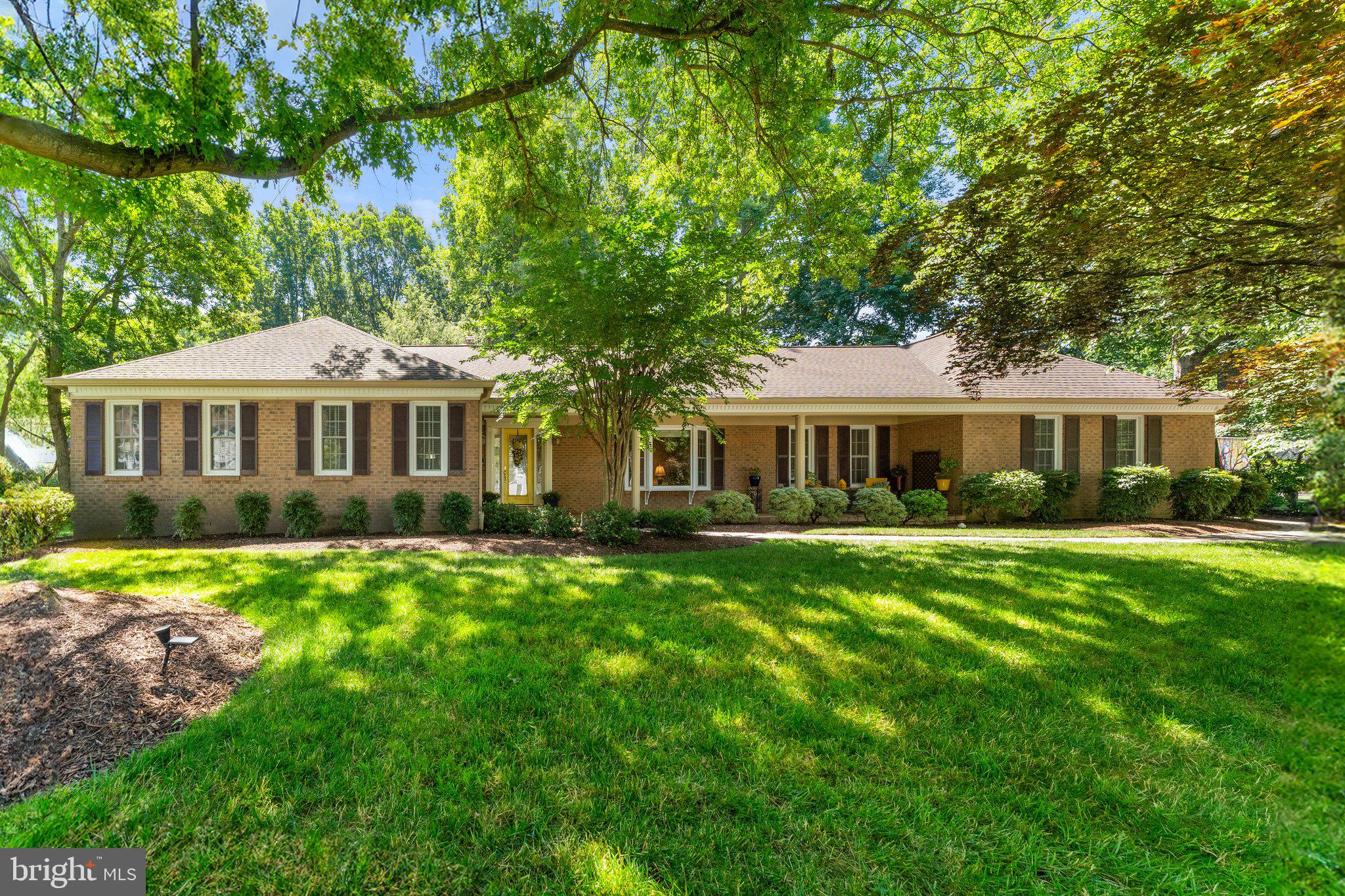 10835 Oakcrest Ct