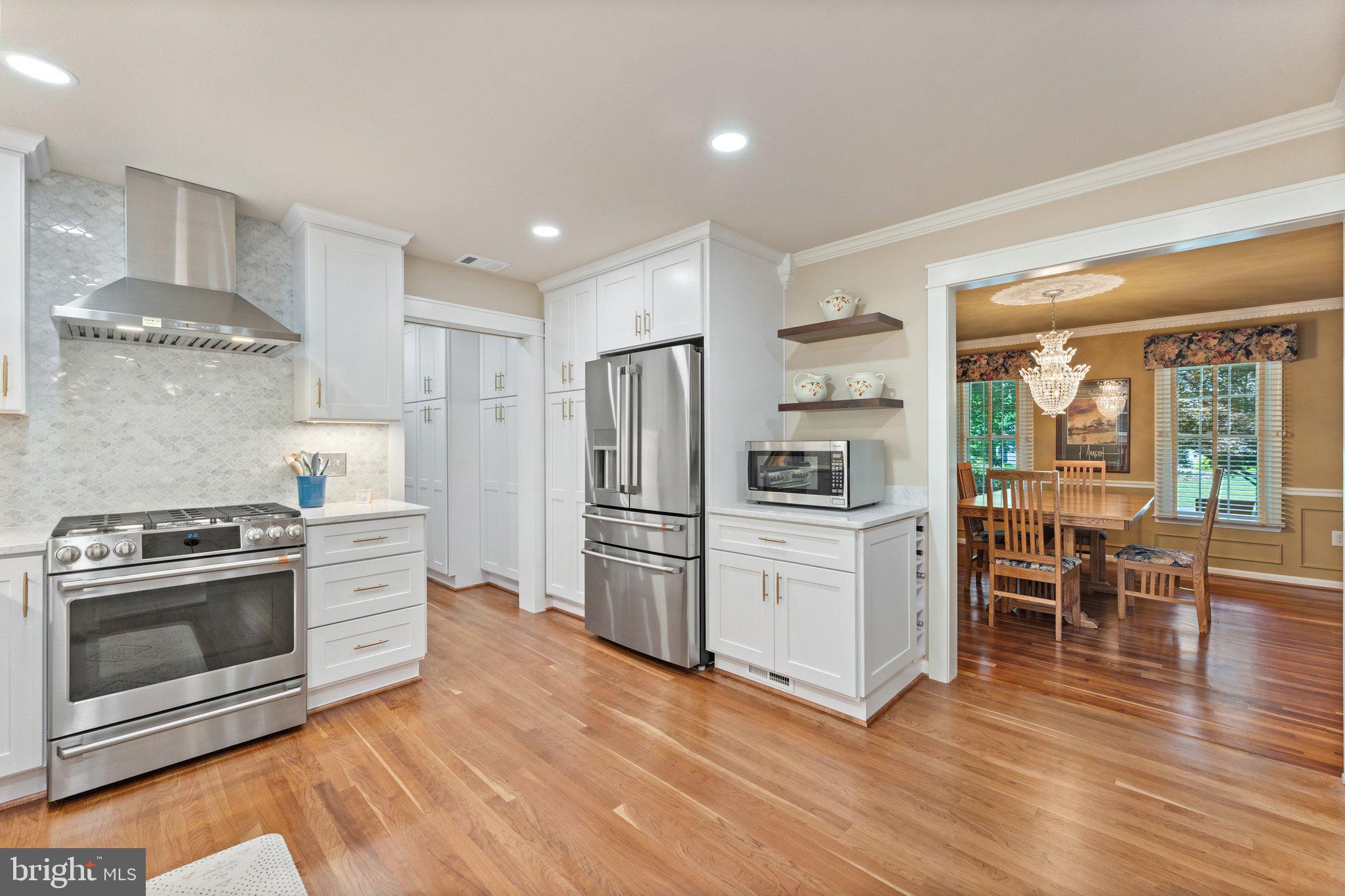 10835 Oakcrest Ct