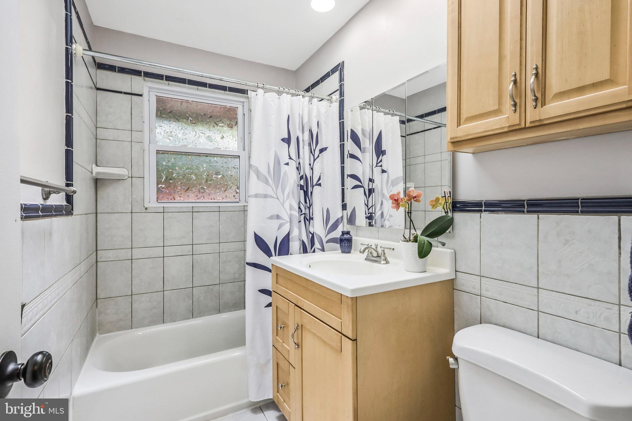 3132 Manor Rd