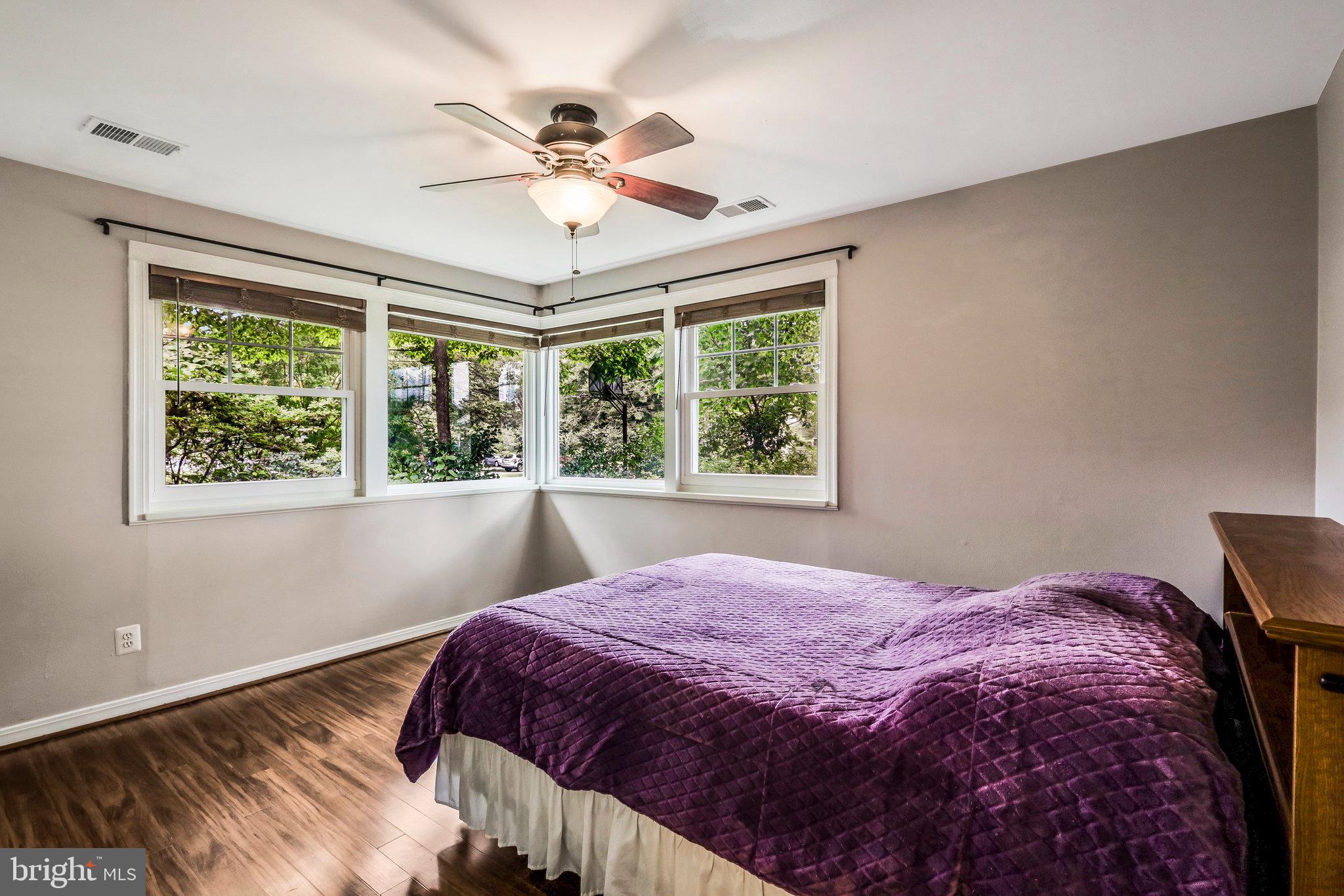3132 Manor Rd