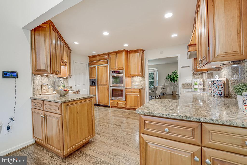 6600 Baymeadow Ct