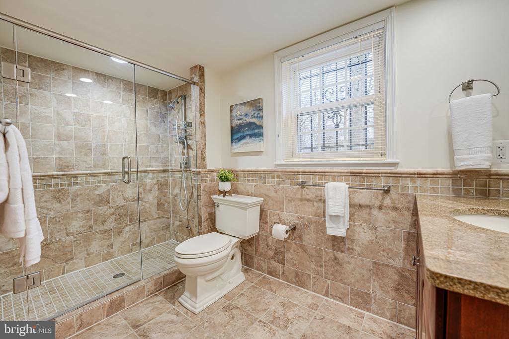 6600 Baymeadow Ct