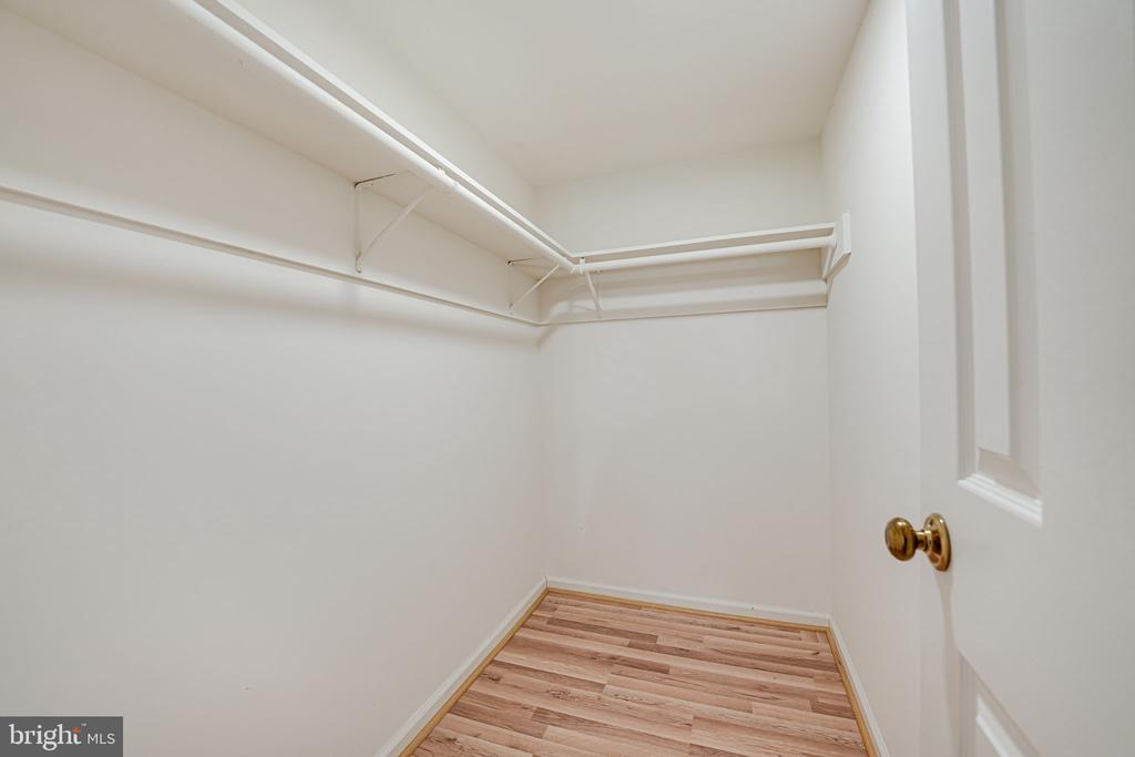 6600 Baymeadow Ct