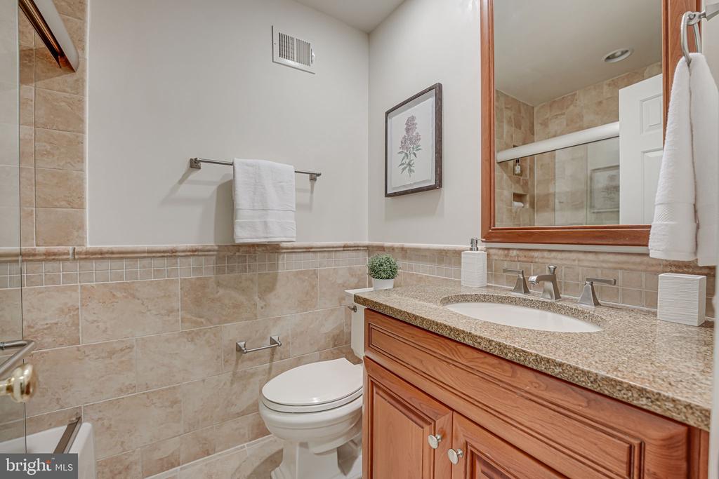 6600 Baymeadow Ct
