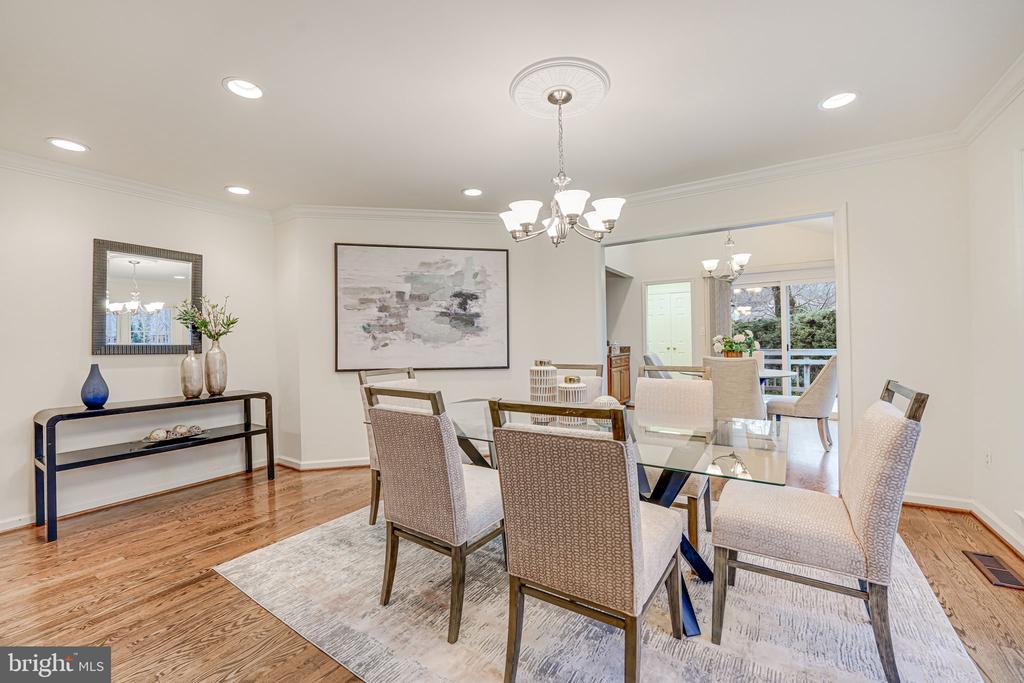 6600 Baymeadow Ct