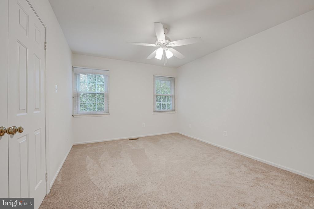 6600 Baymeadow Ct