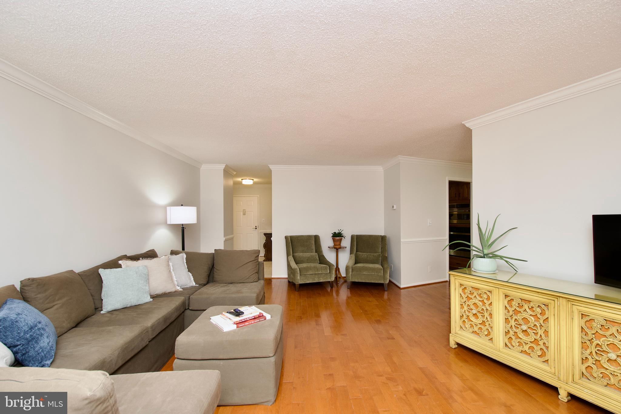 5904 Mount Eagle Dr #1104