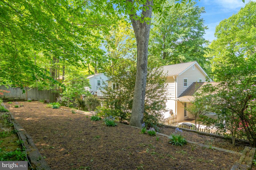 3313 Midland Rd
