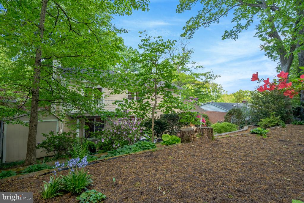 3313 Midland Rd