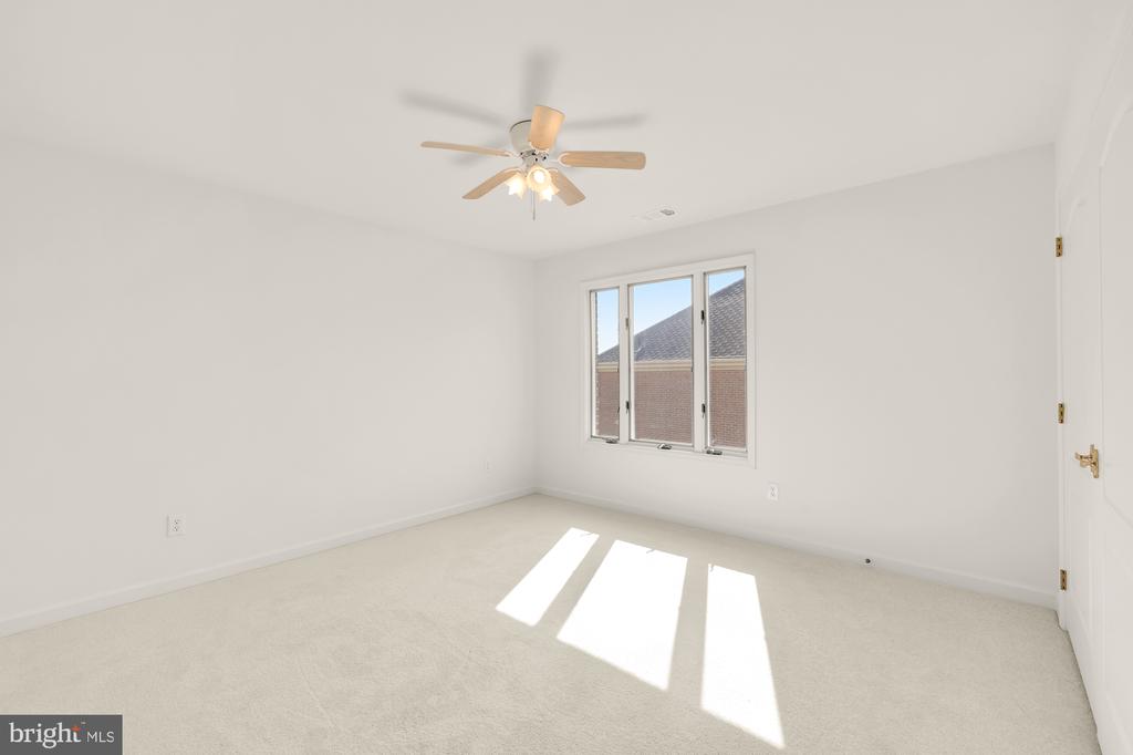 13106 Anvil Pl