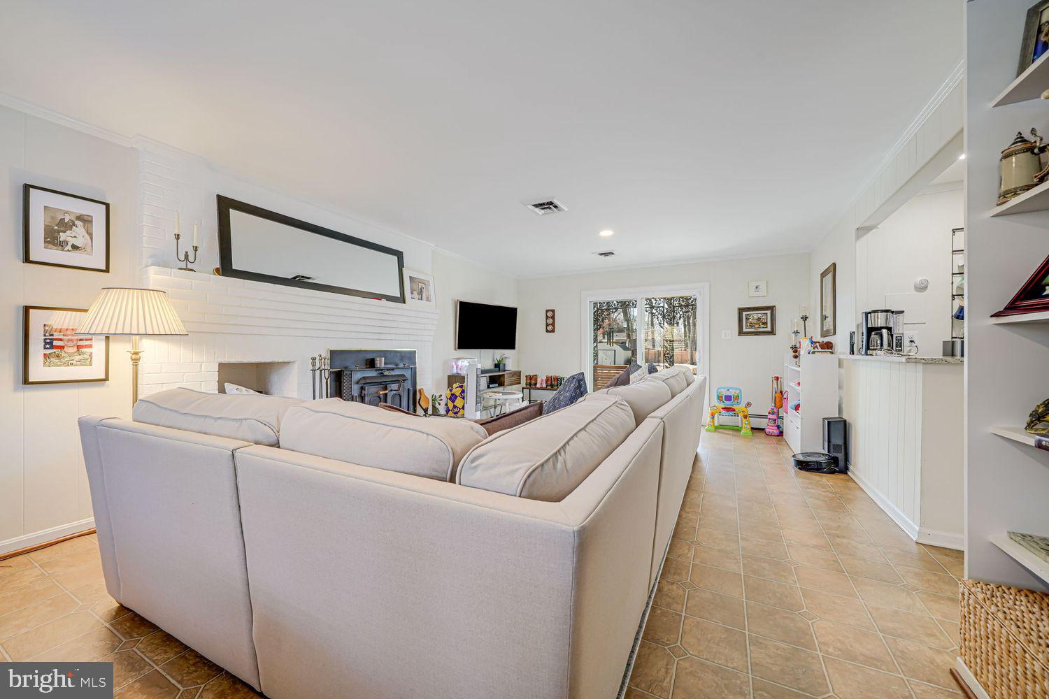4405 Jackson Pl