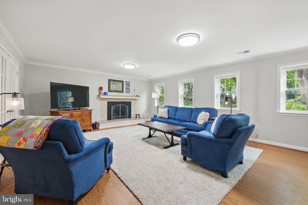 8513 Quaint Ln