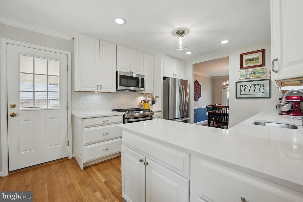 8513 Quaint Ln