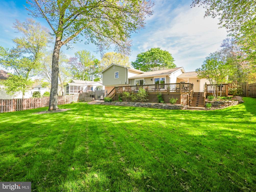 8513 Quaint Ln