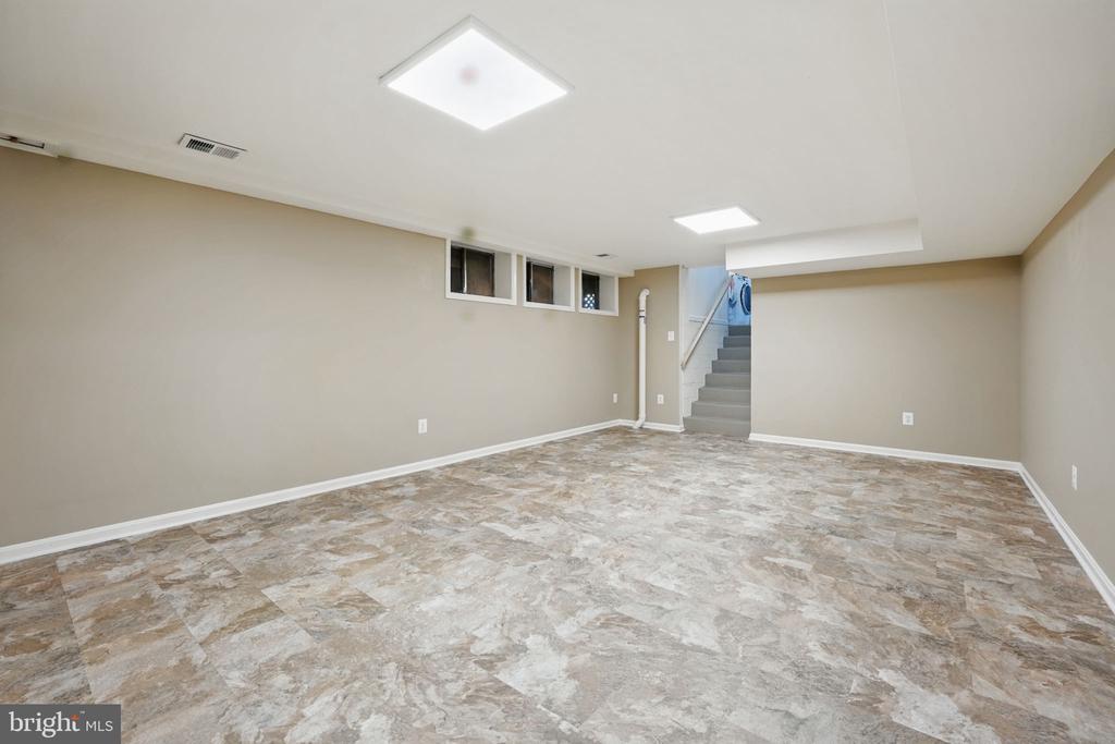 8513 Quaint Ln