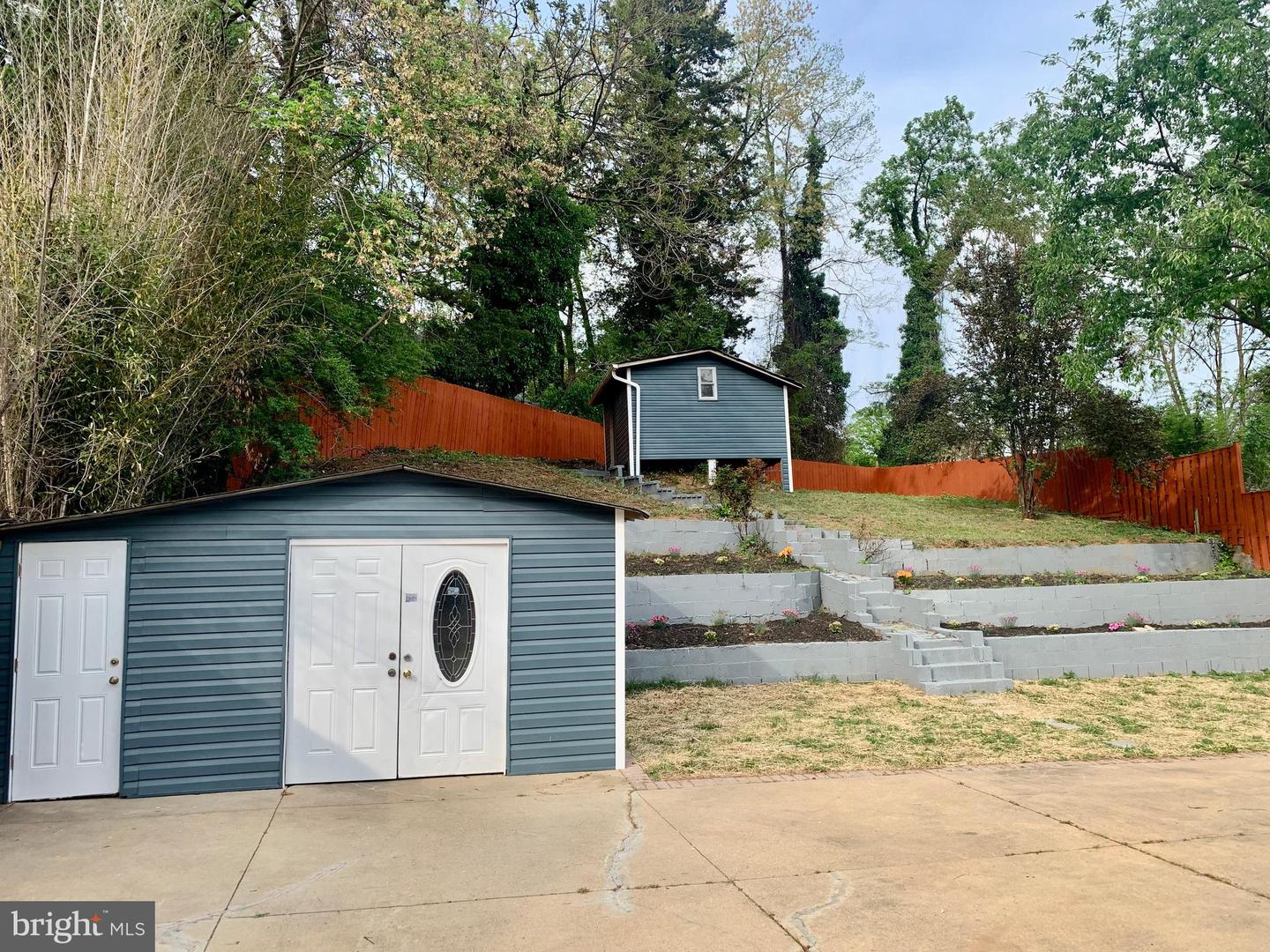 2500 Fairhaven Ave
