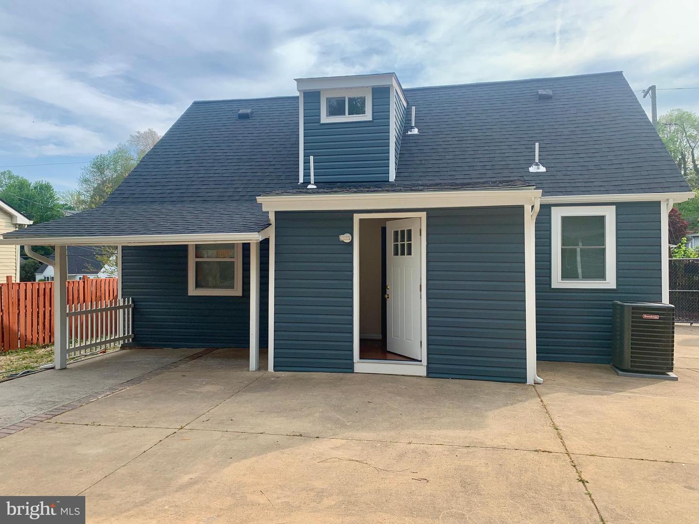 2500 Fairhaven Ave