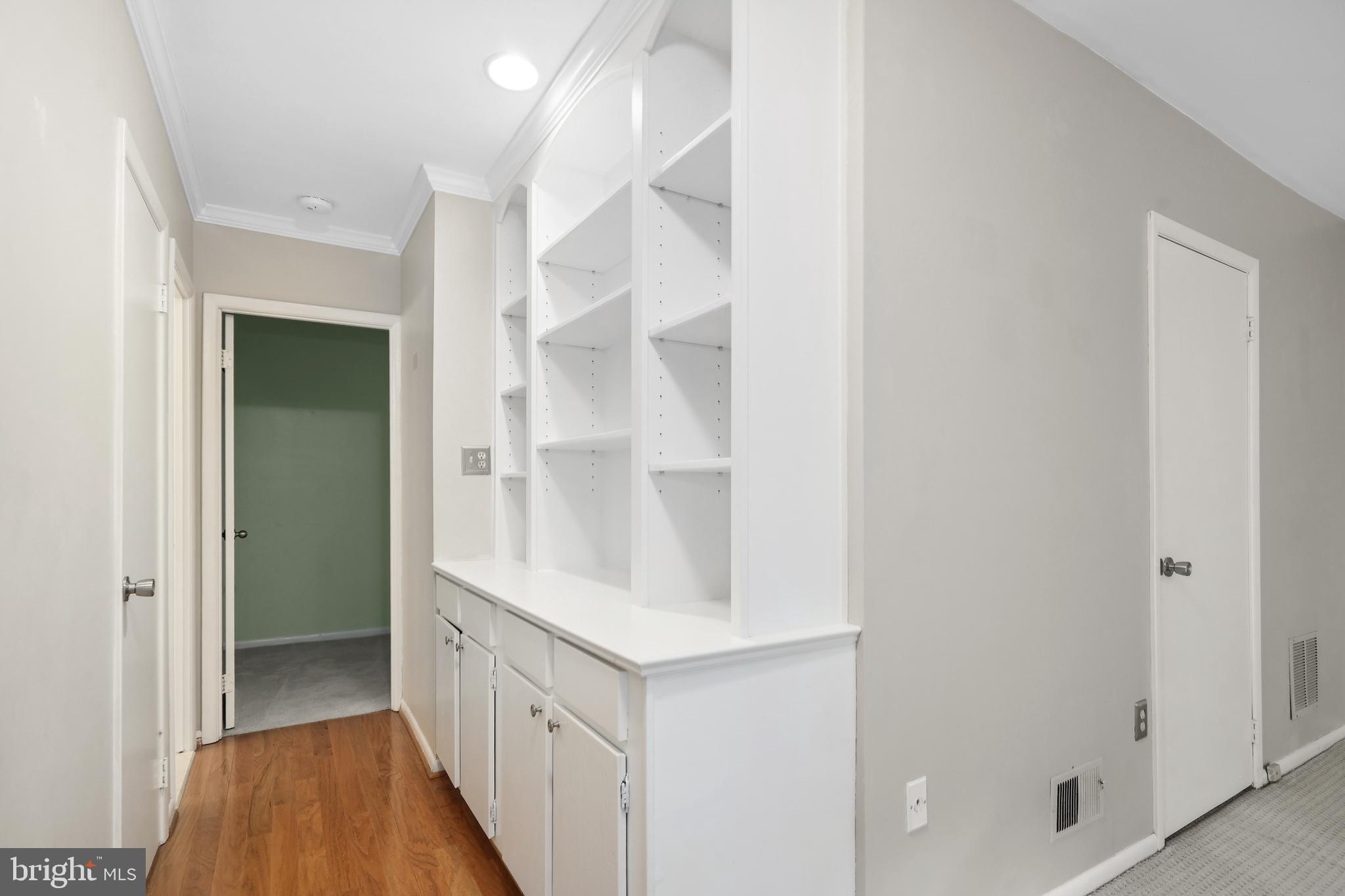 2893 SUTTON OAKS LANE