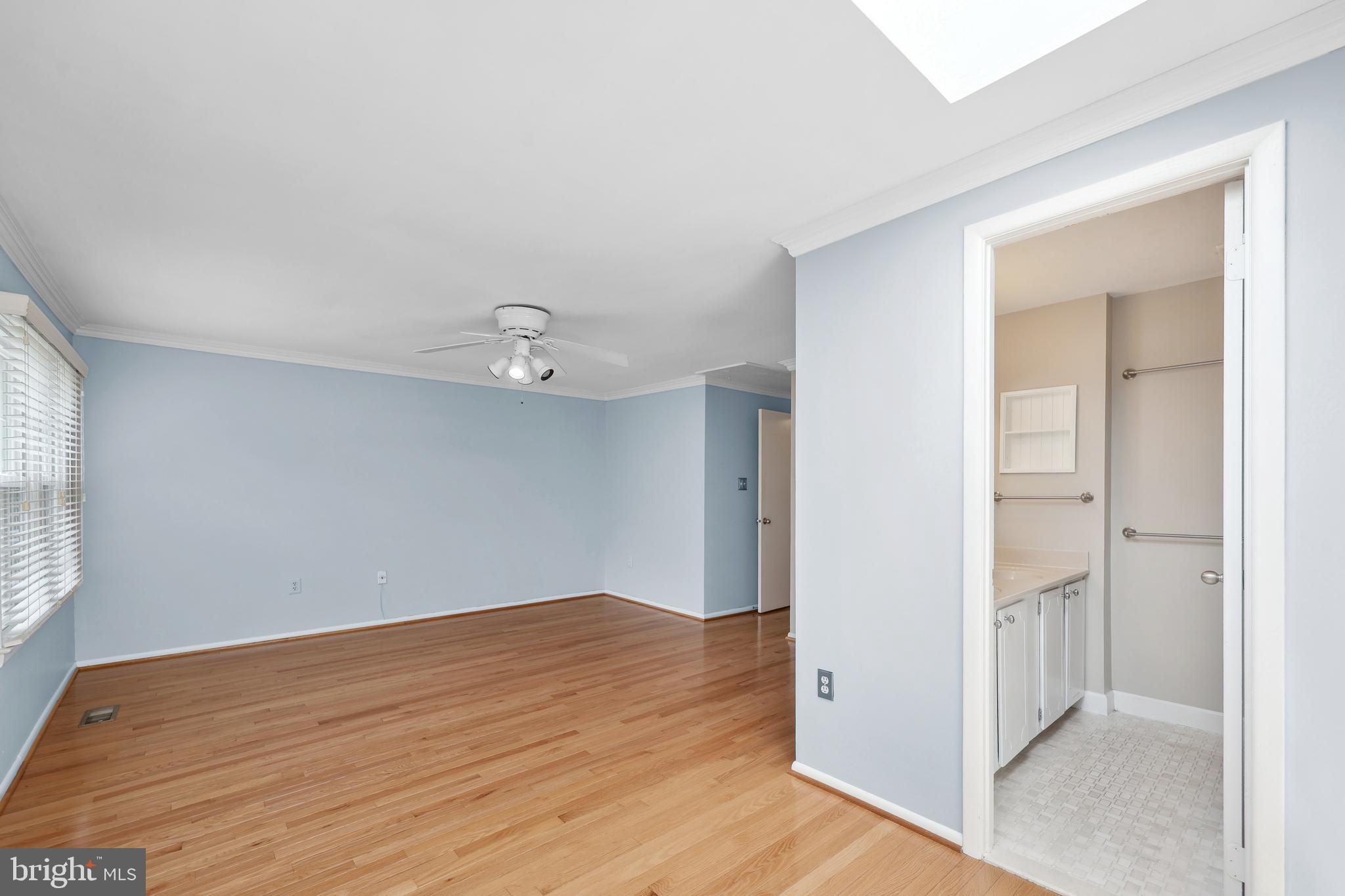 2893 SUTTON OAKS LANE