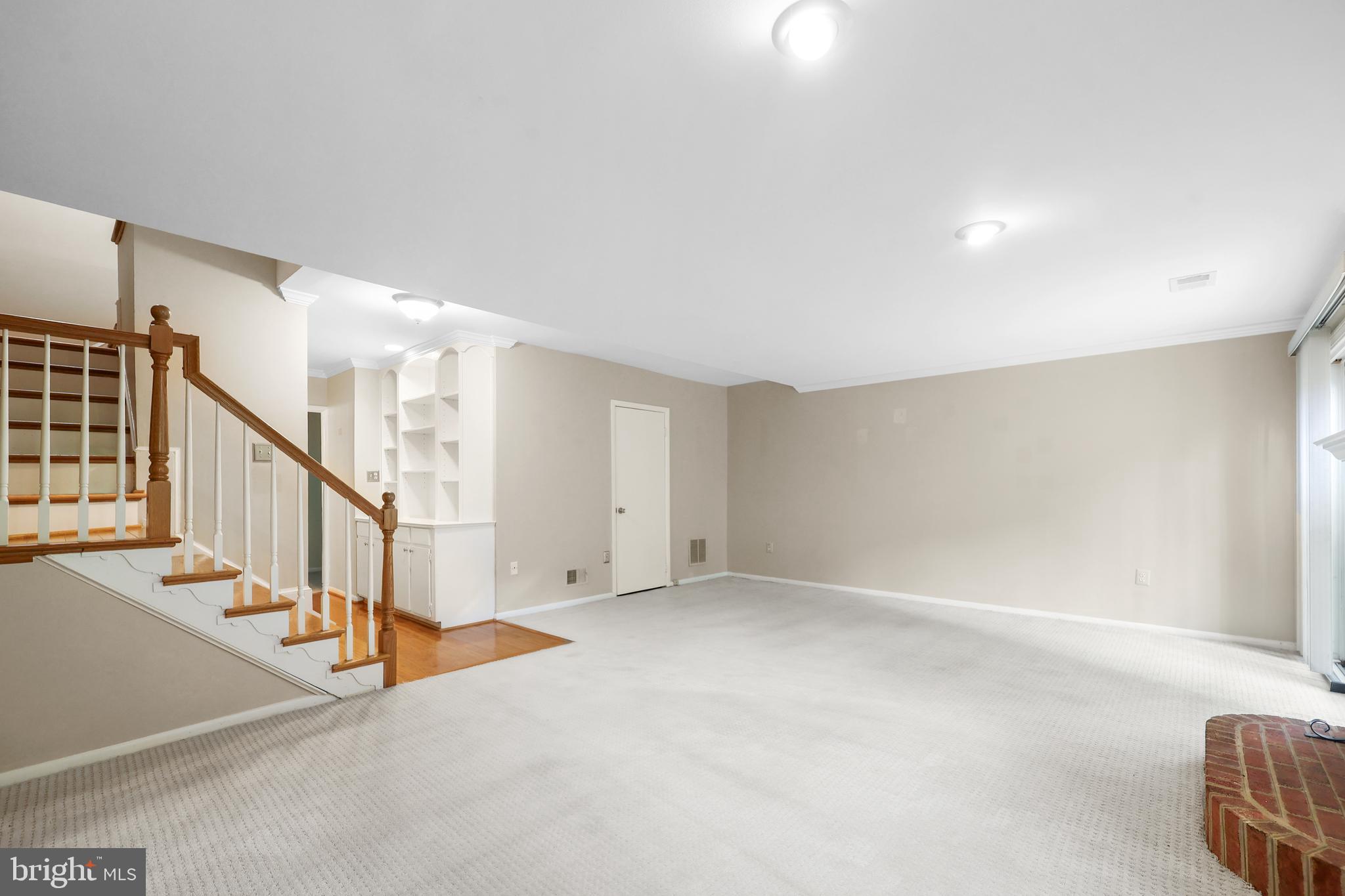 2893 SUTTON OAKS LANE