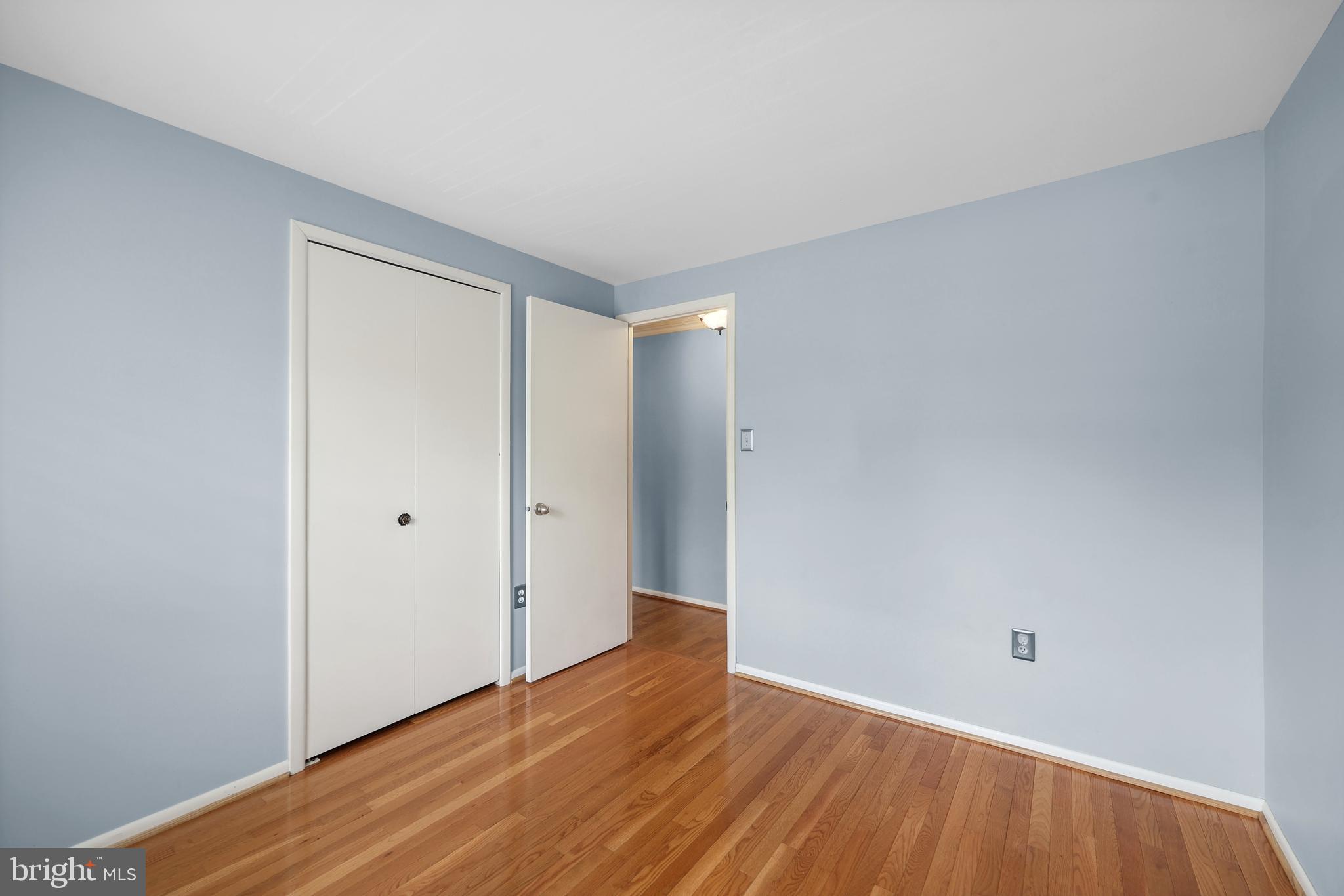 2893 SUTTON OAKS LANE