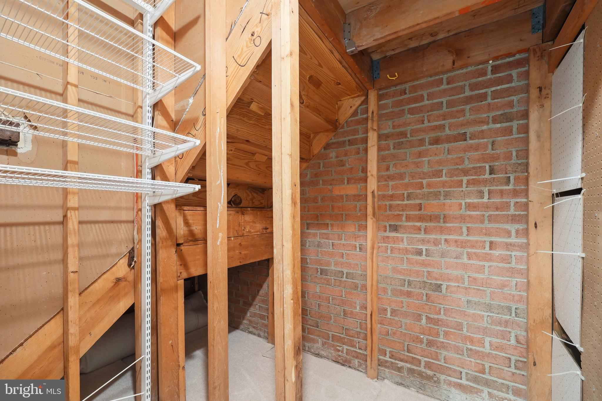 2893 SUTTON OAKS LANE