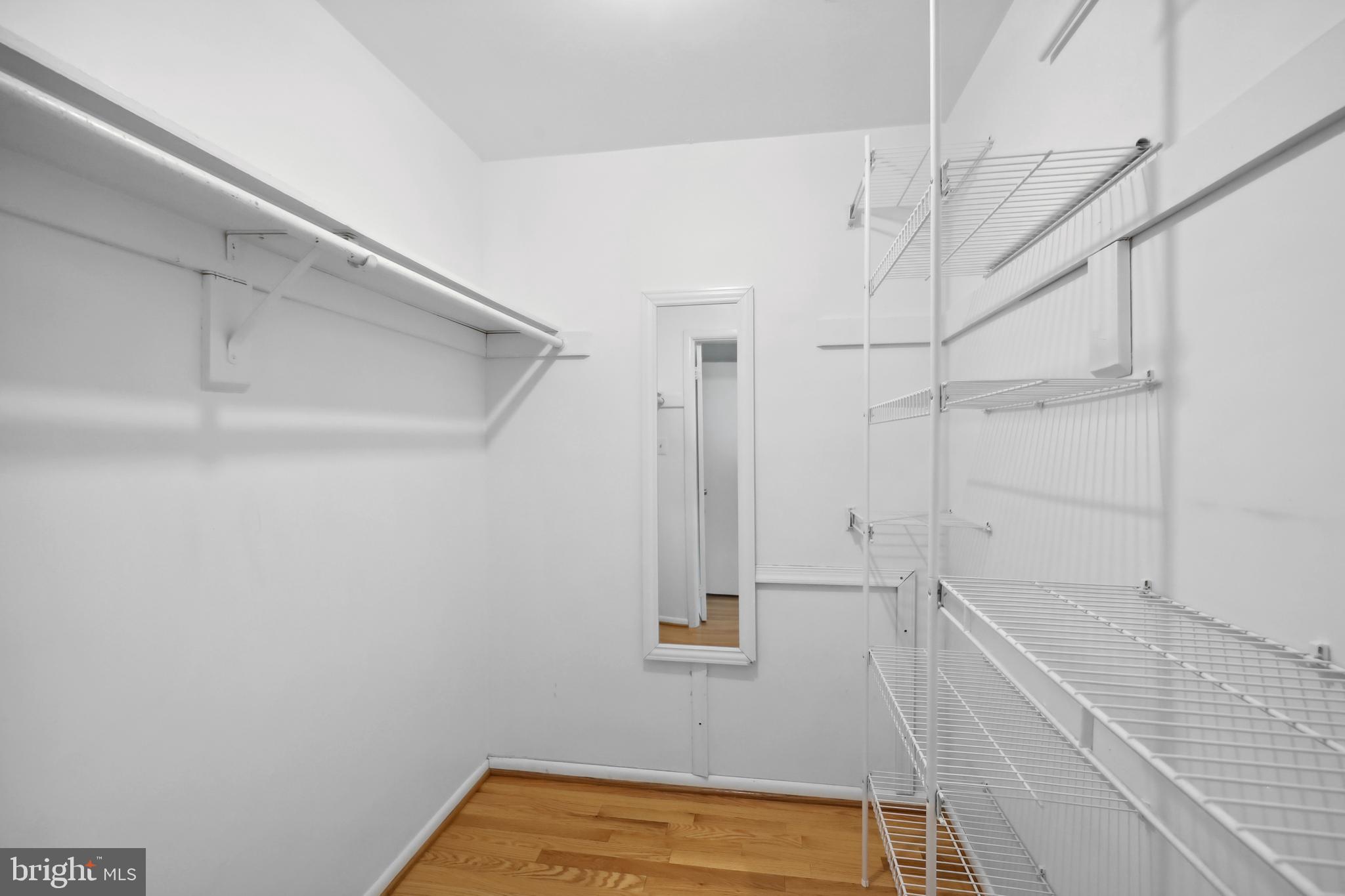 2893 SUTTON OAKS LANE