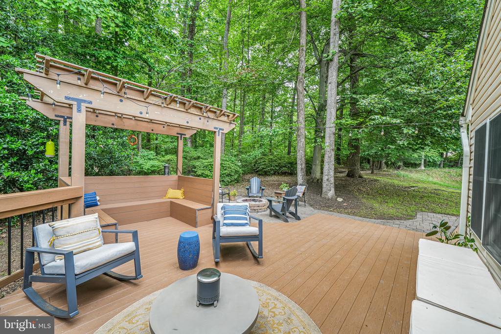 5616 Tilia Ct