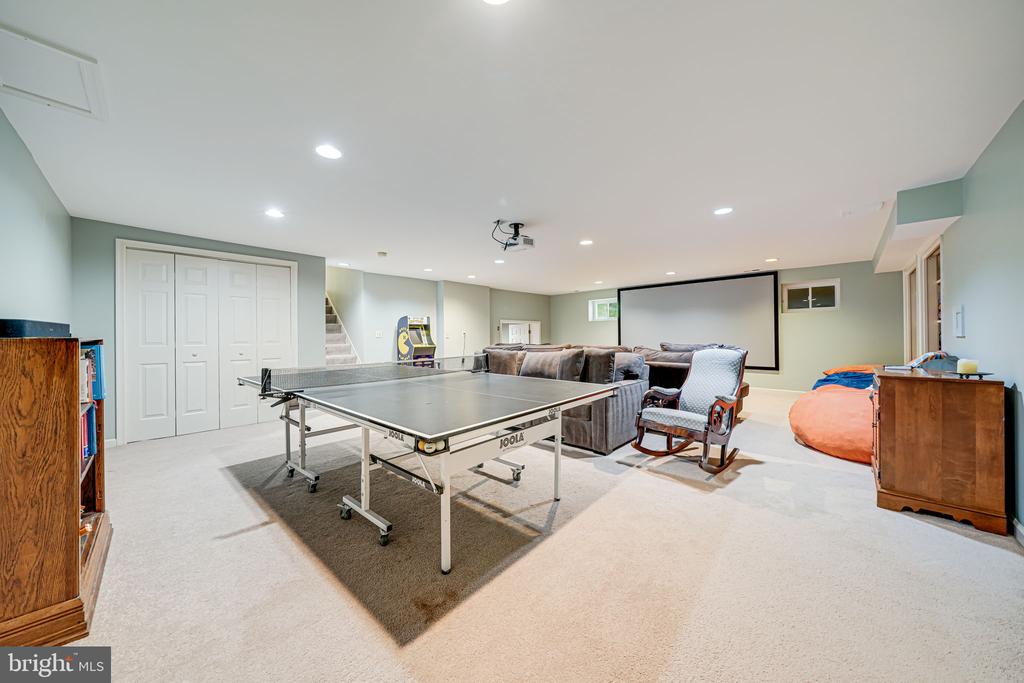 5616 Tilia Ct