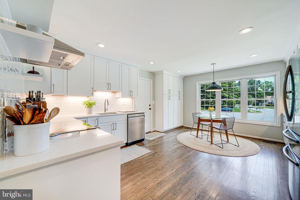 5616 Tilia Ct