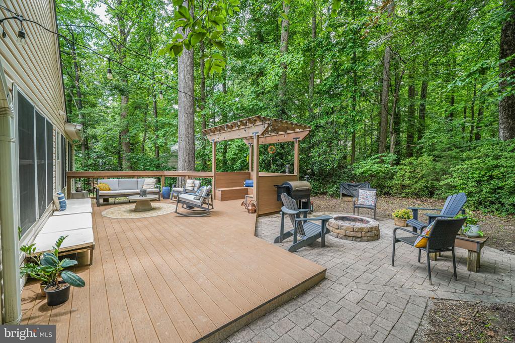 5616 Tilia Ct