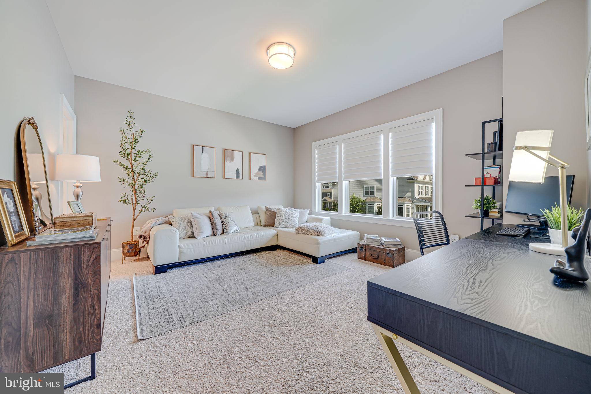 6513 Manor Ridge Ct