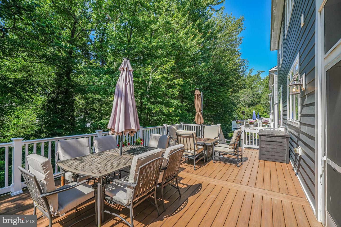 6513 Manor Ridge Ct