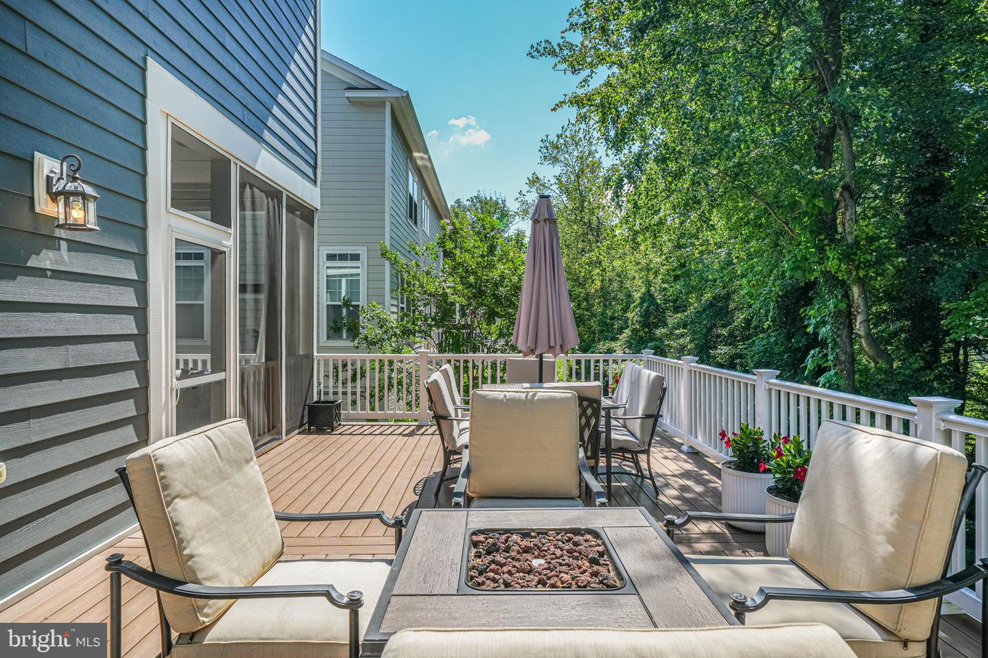 6513 Manor Ridge Ct
