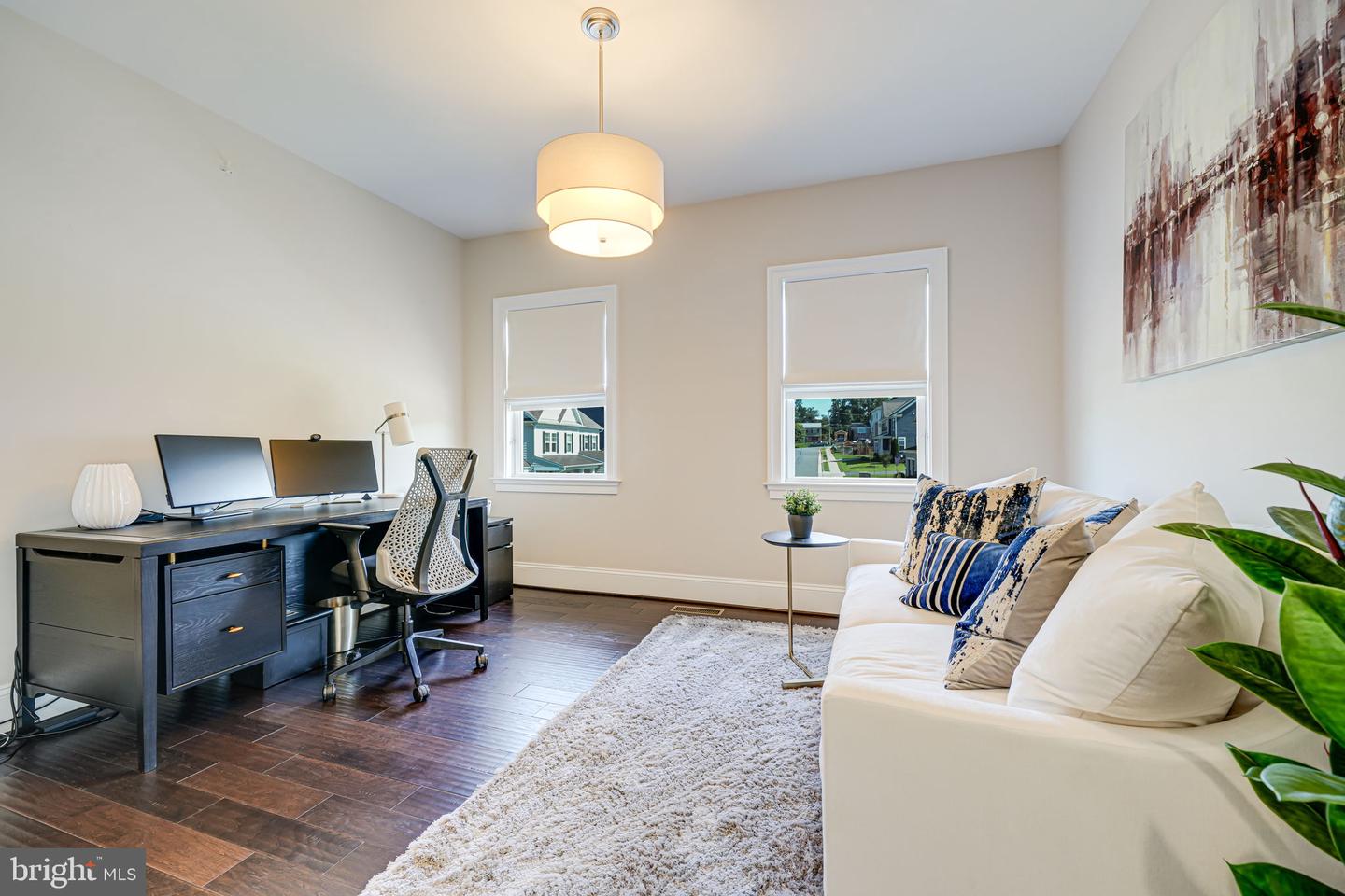 6513 Manor Ridge Ct