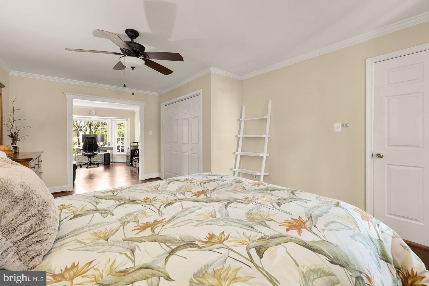 8327 Fran Ct