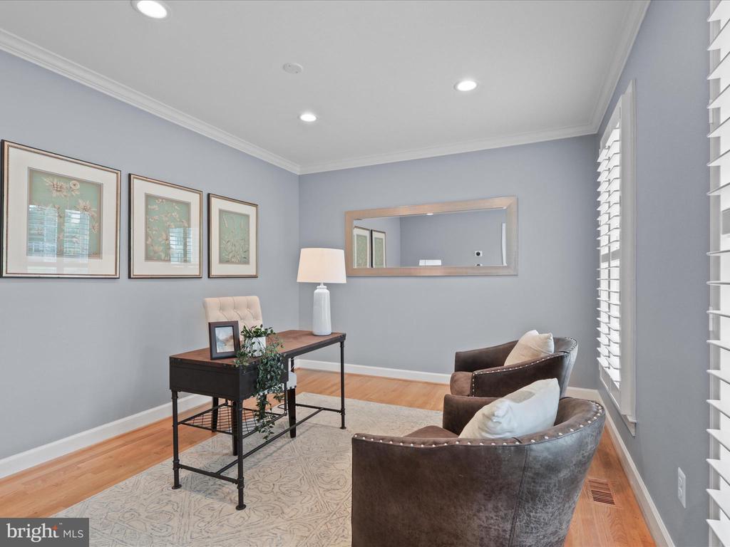 10809 FIELDWOOD DRIVE