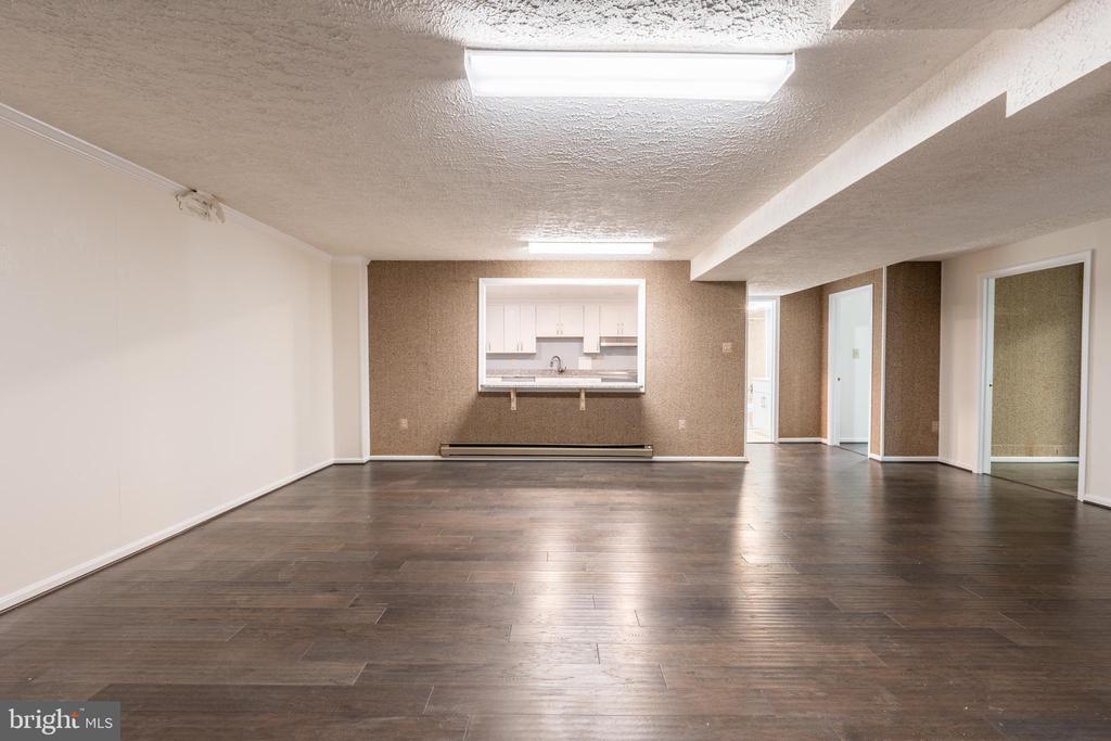6503 DEIDRE TERRACE